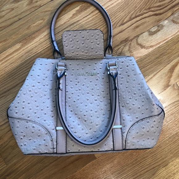 G by Guess hand bag - Picture 1 of 4